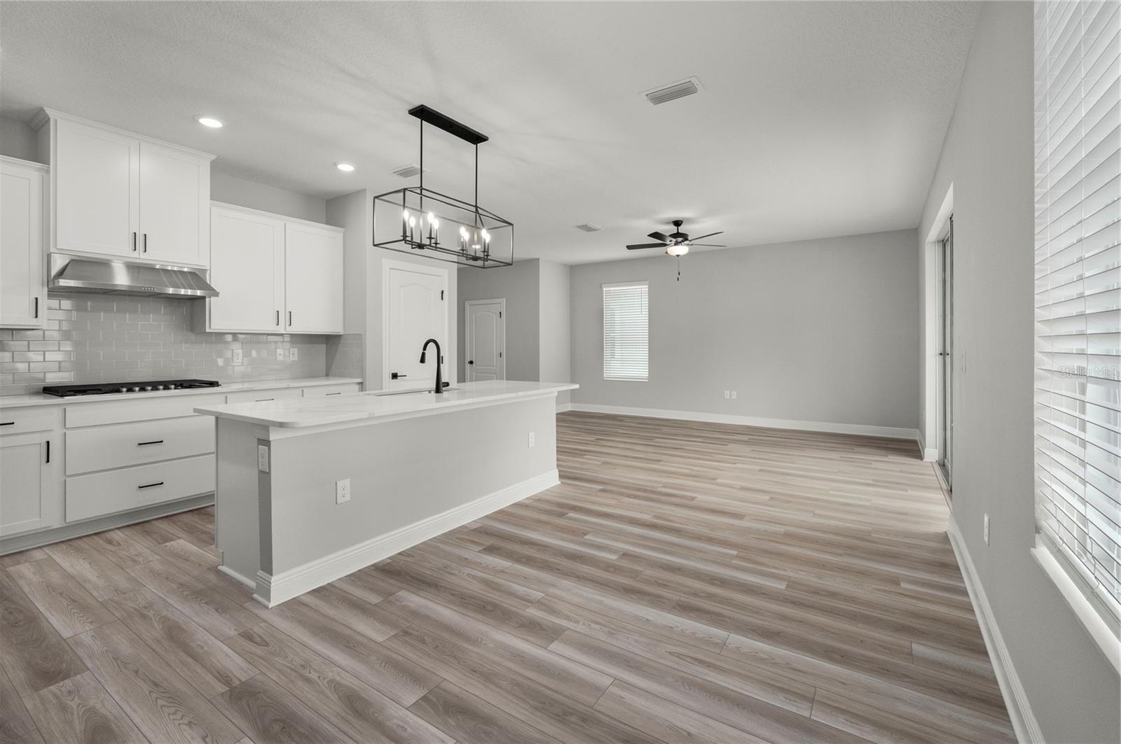 Image 3 of 9 For 7677 Somersworth Drive