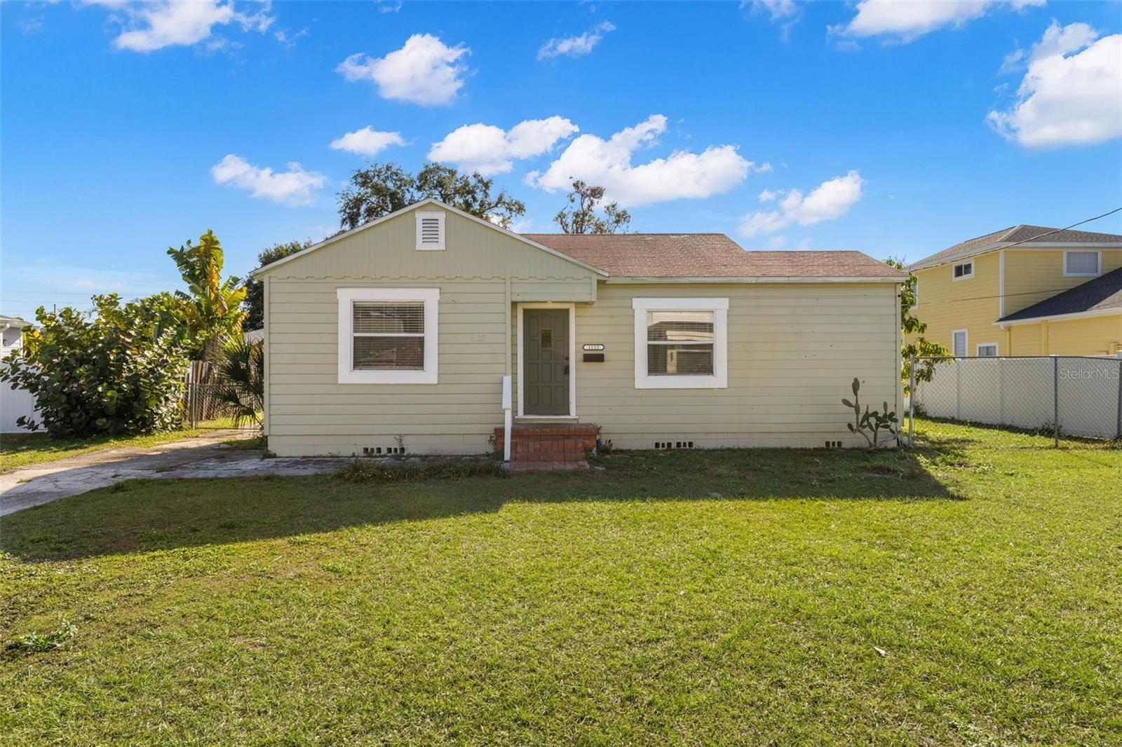 Image 3 of 23 For 1112 Peninsular Street