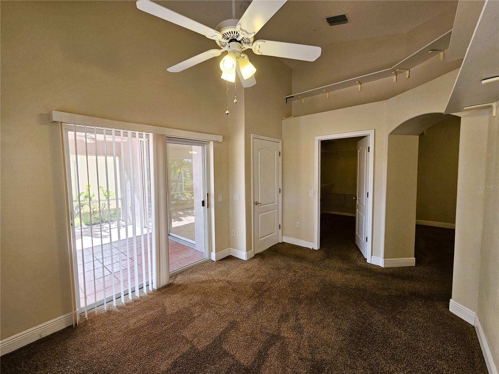 Image 11 of 32 For 19317 Seacove Drive