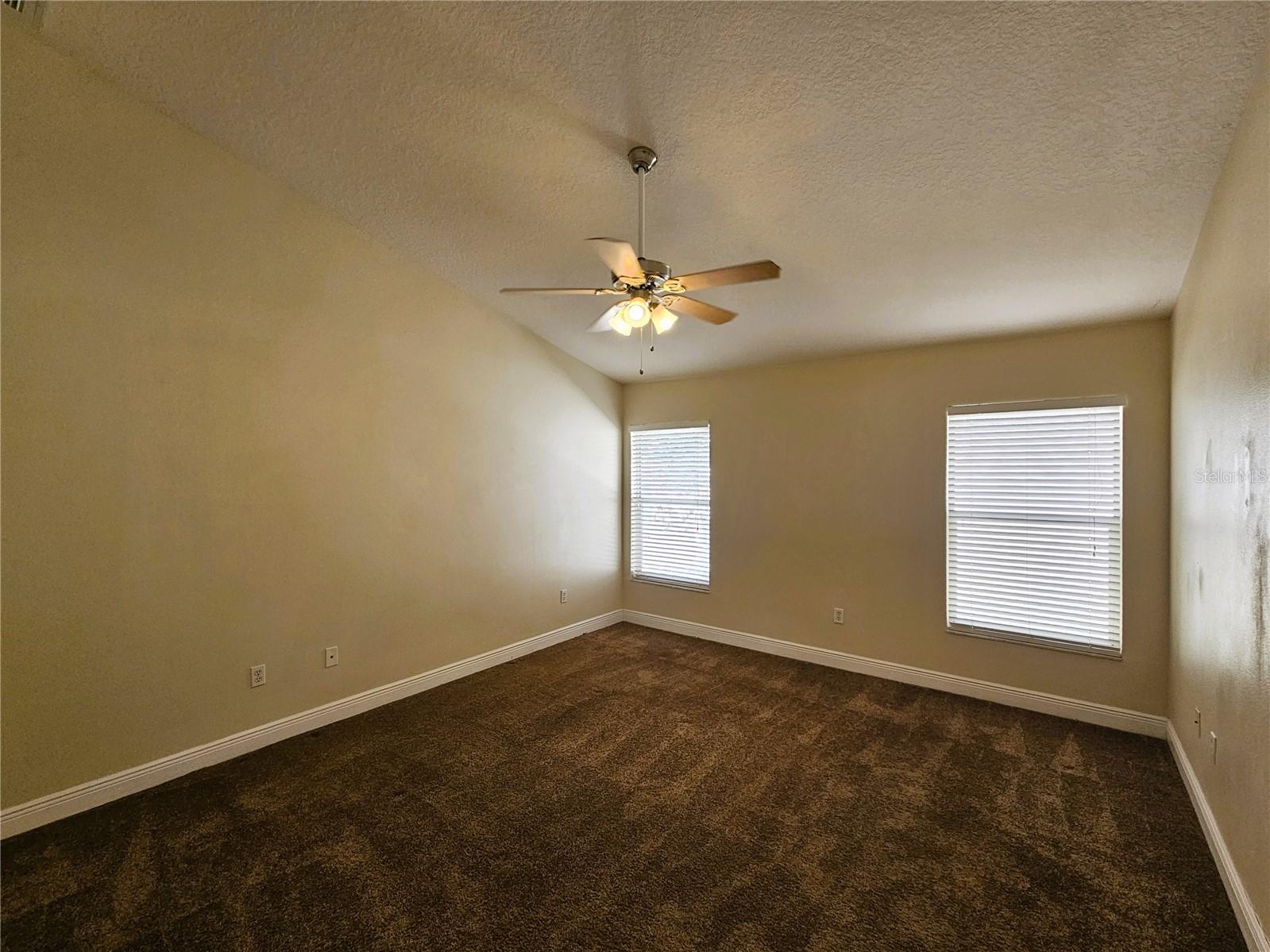 Image 15 of 32 For 19317 Seacove Drive