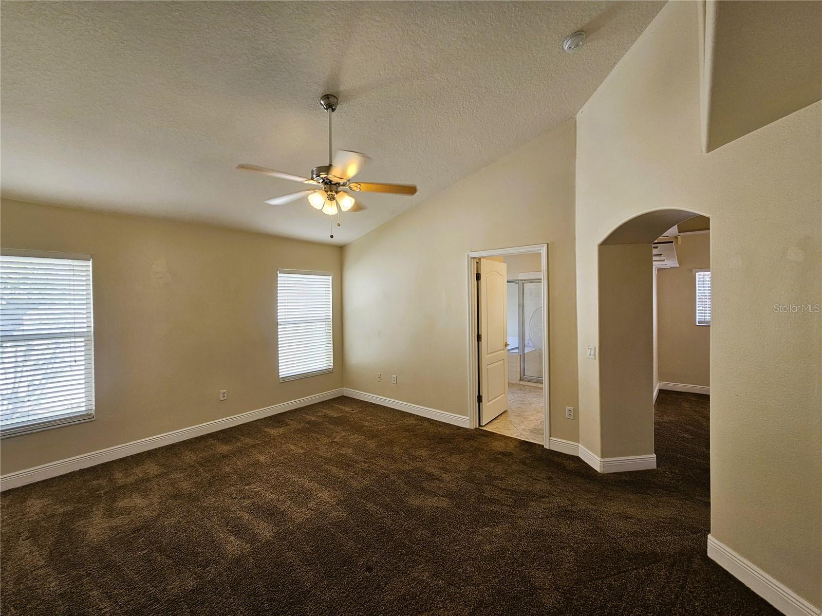 Image 16 of 32 For 19317 Seacove Drive