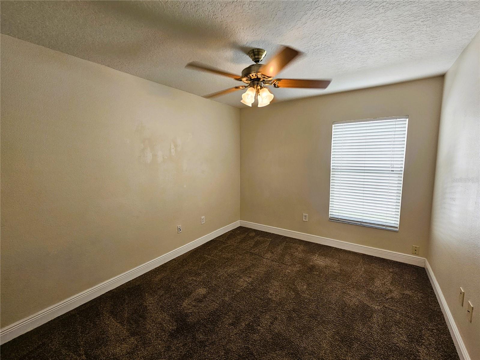 Image 23 of 32 For 19317 Seacove Drive