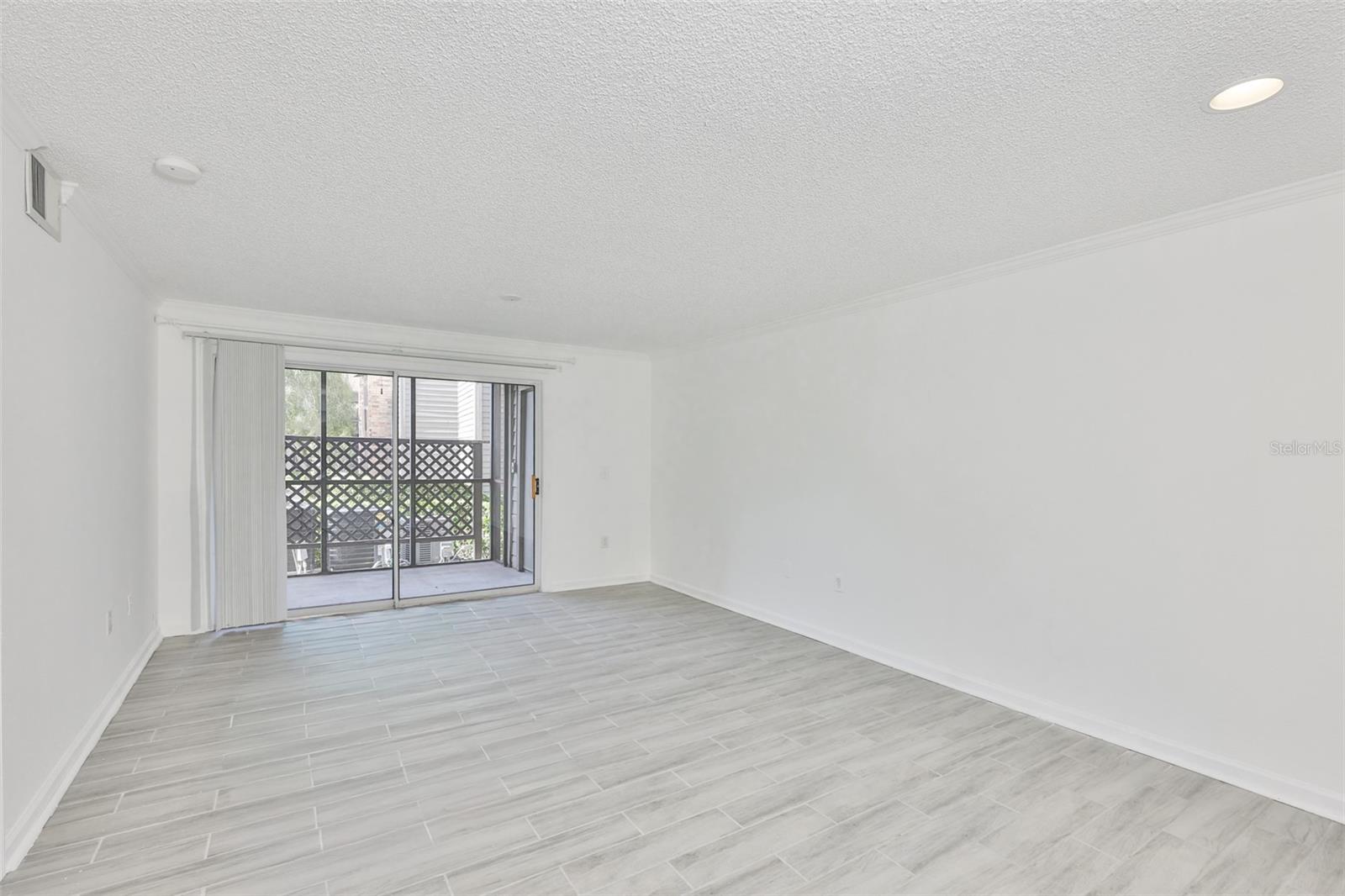 Image 7 of 32 For 2500 Winding Creek Boulevard G106