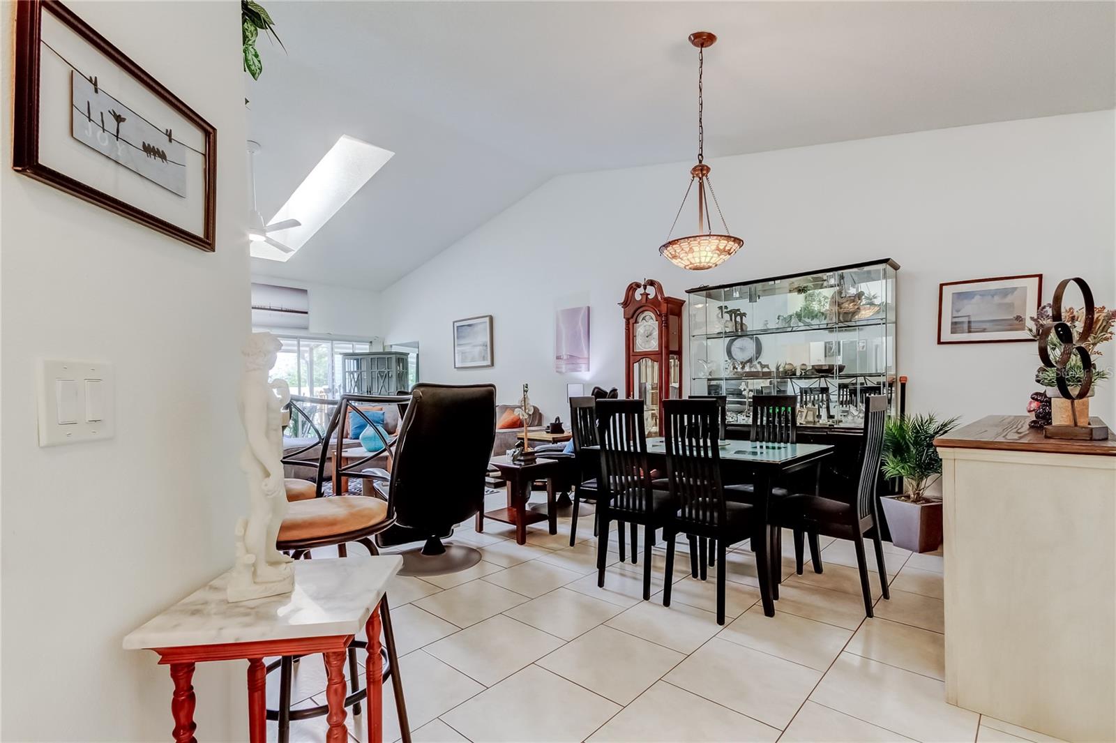 Image 14 of 59 For 39650 Us Highway 19 N 1112