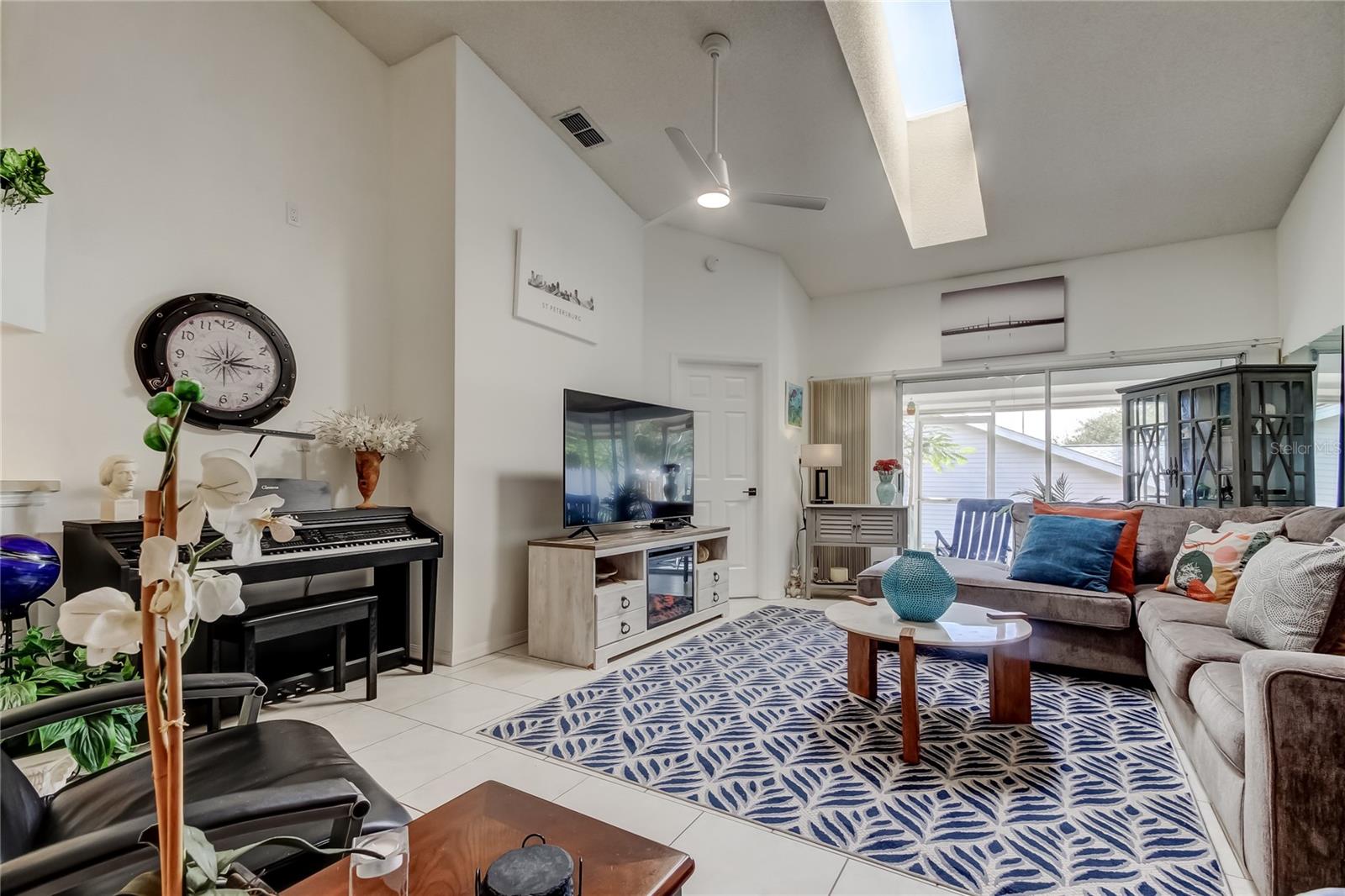 Image 7 of 59 For 39650 Us Highway 19 N 1112