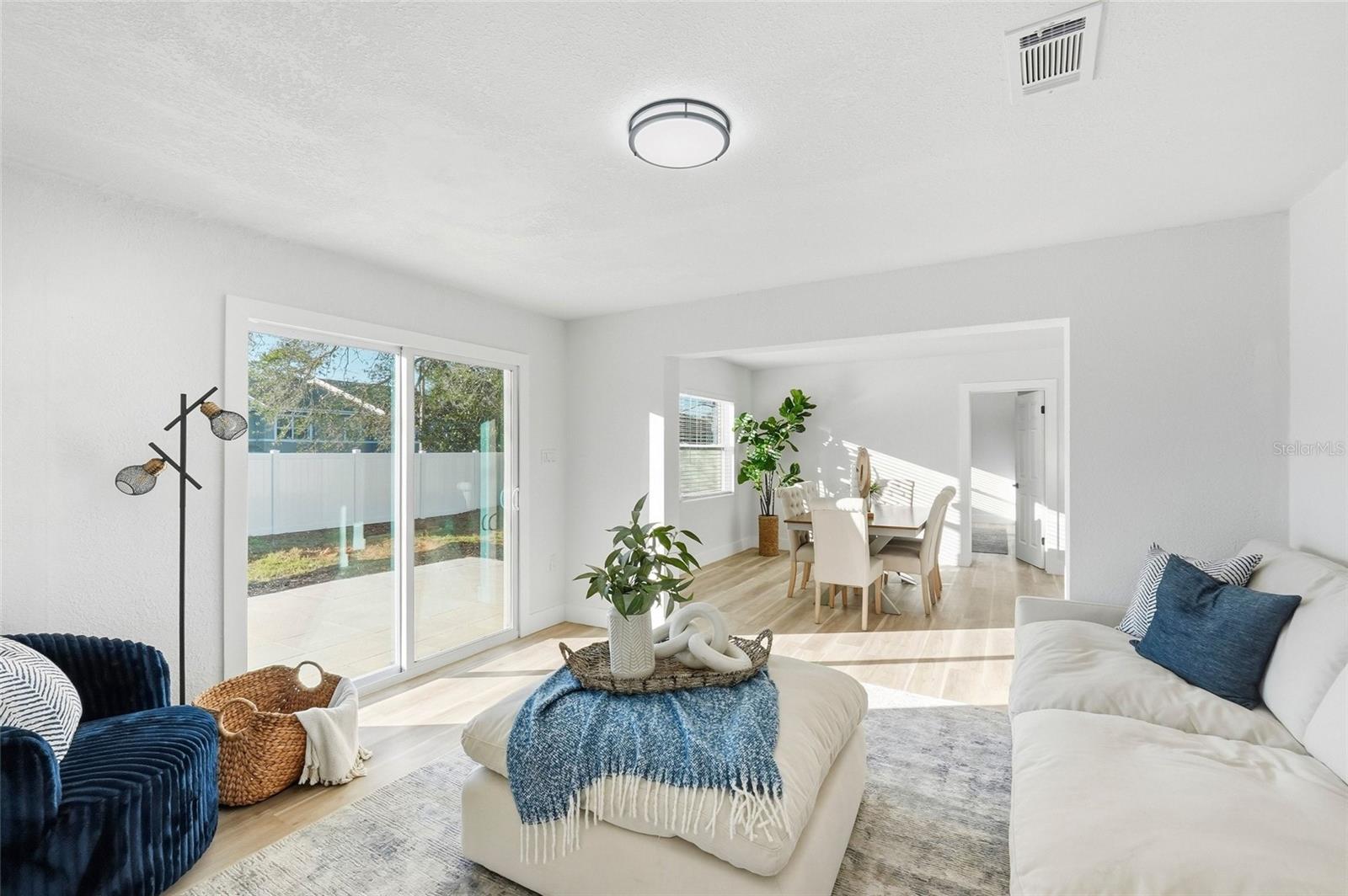 Image 13 of 31 For 1736 Sharondale Drive