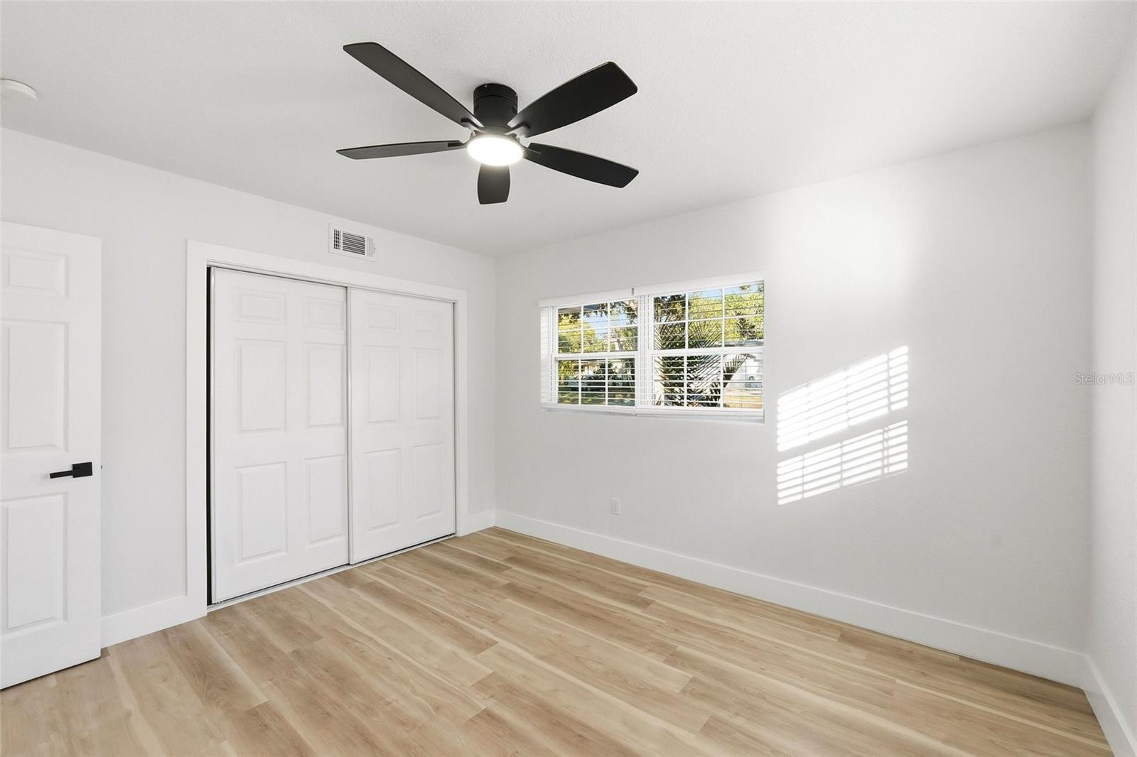 Image 14 of 31 For 1736 Sharondale Drive