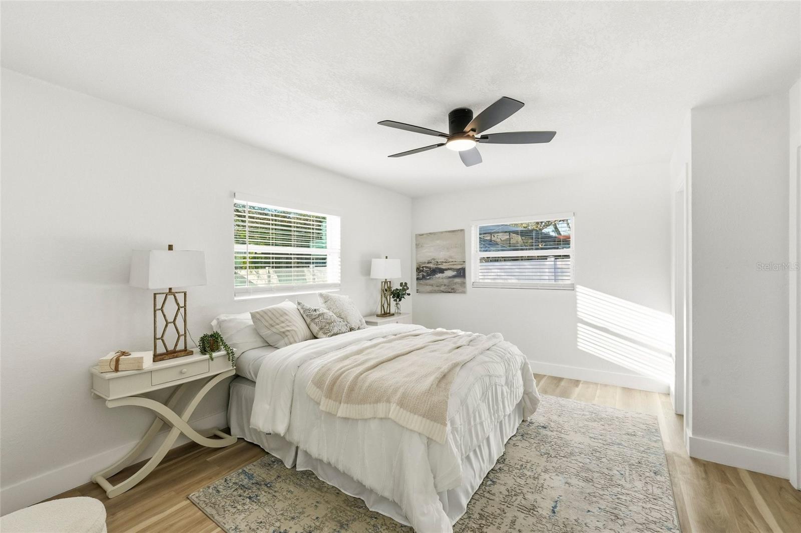 Image 22 of 31 For 1736 Sharondale Drive