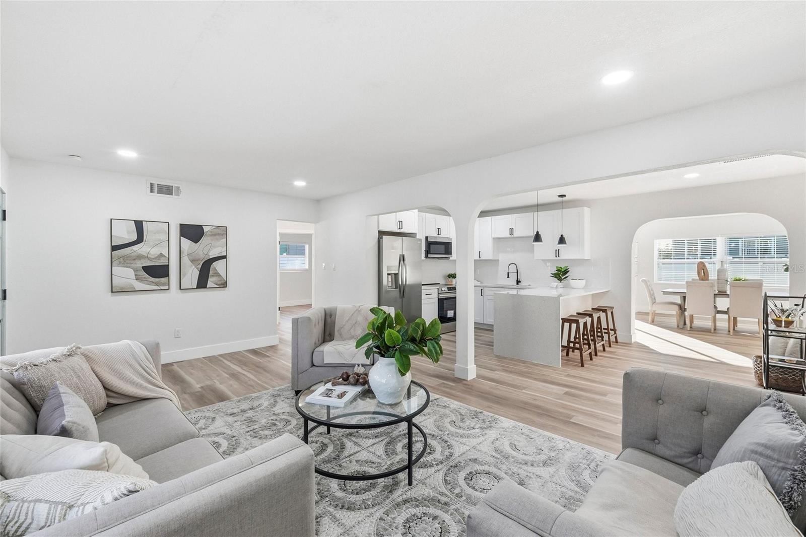 Image 3 of 31 For 1736 Sharondale Drive