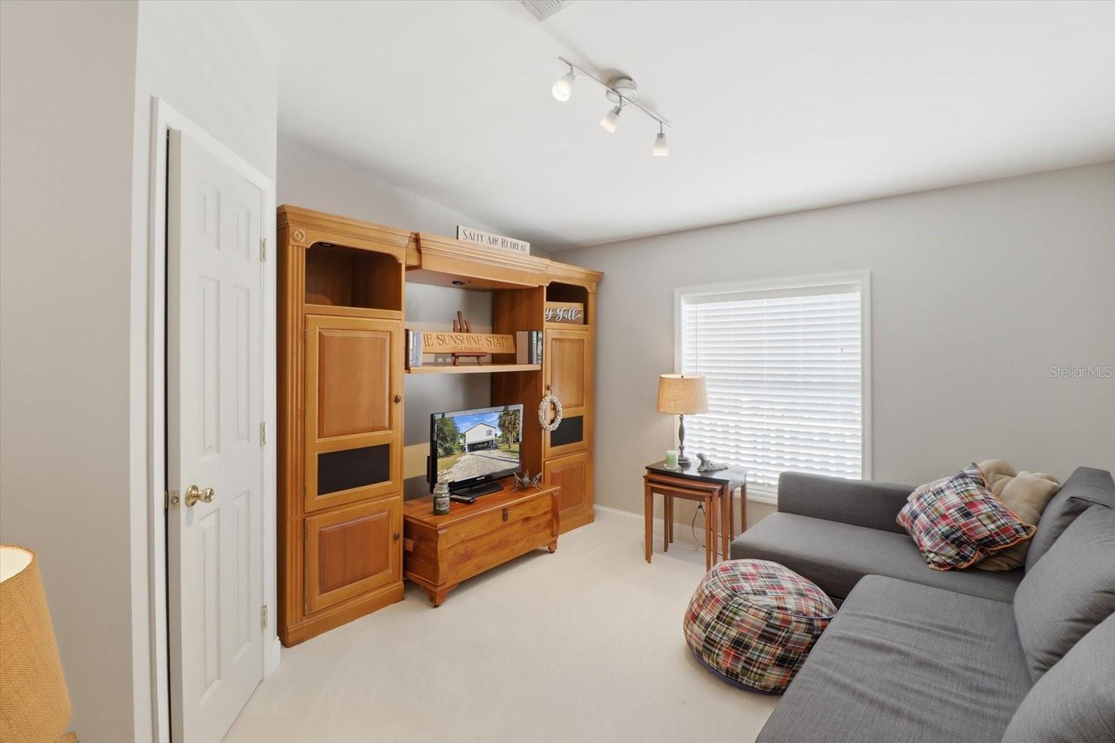 Image 27 of 57 For 14371 Ebbtide Court