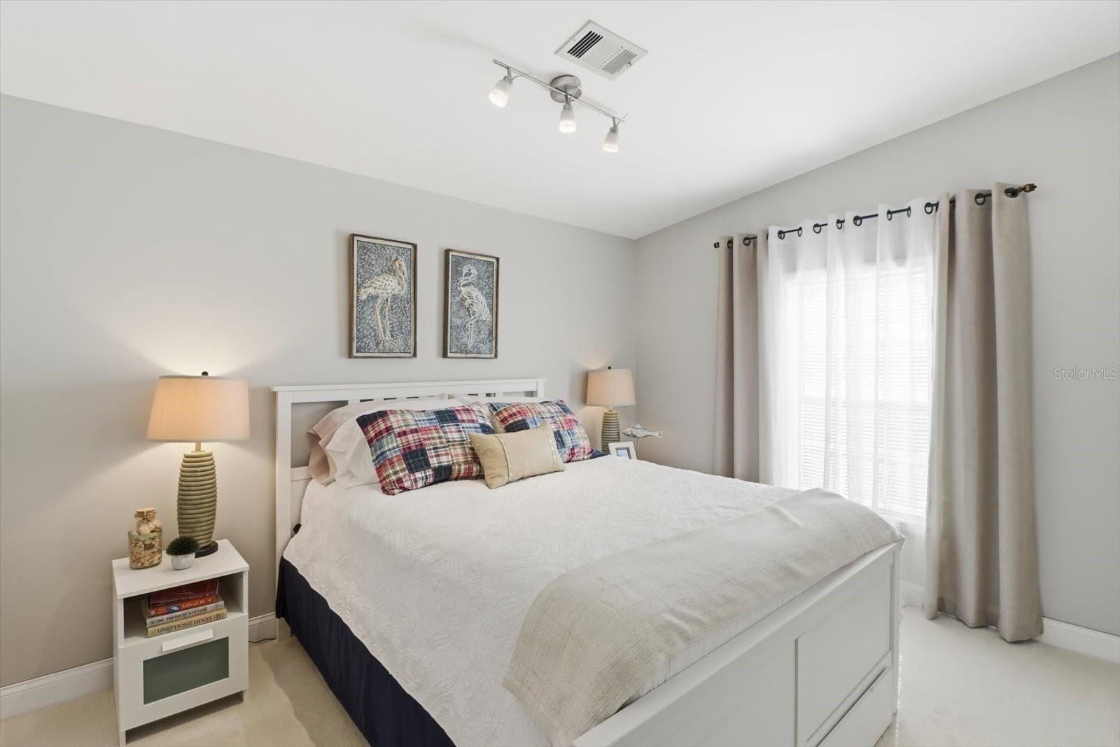 Image 31 of 57 For 14371 Ebbtide Court