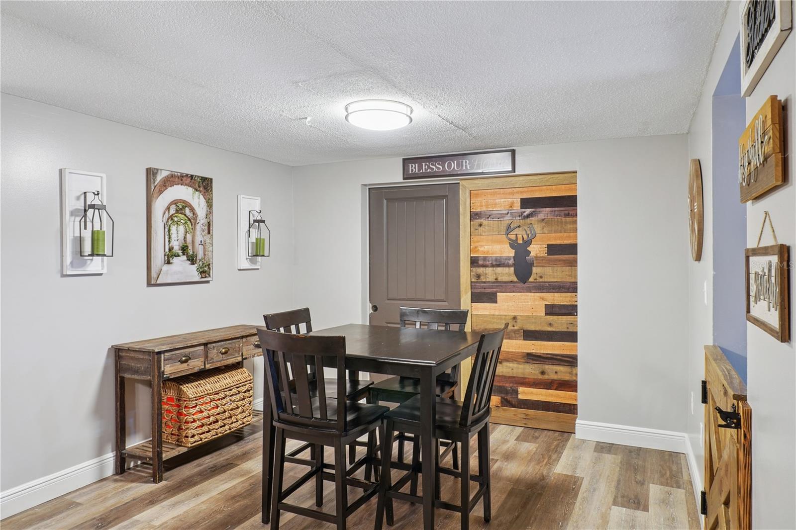 Image 16 of 41 For 7615 Cumber Drive