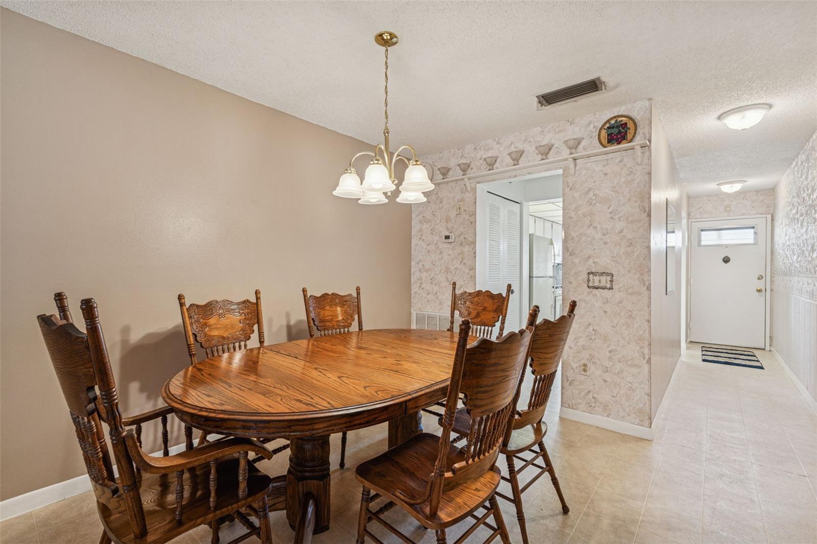 Image 11 of 65 For 5623 80th Street N 314