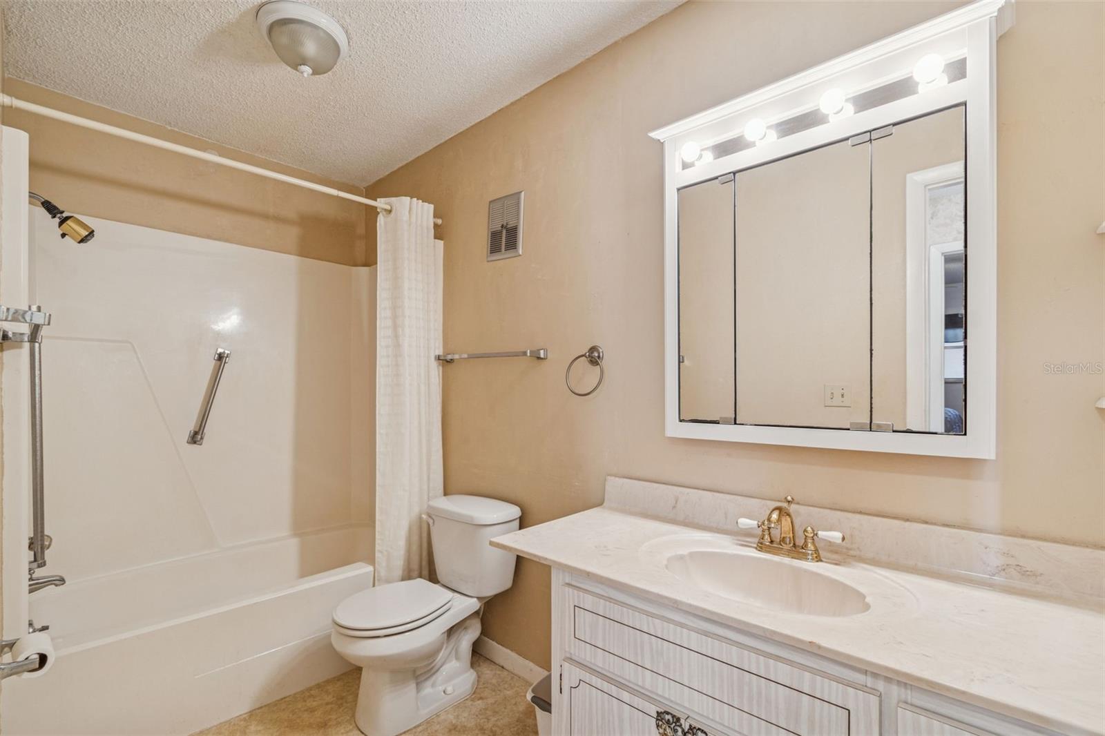 Image 25 of 65 For 5623 80th Street N 314