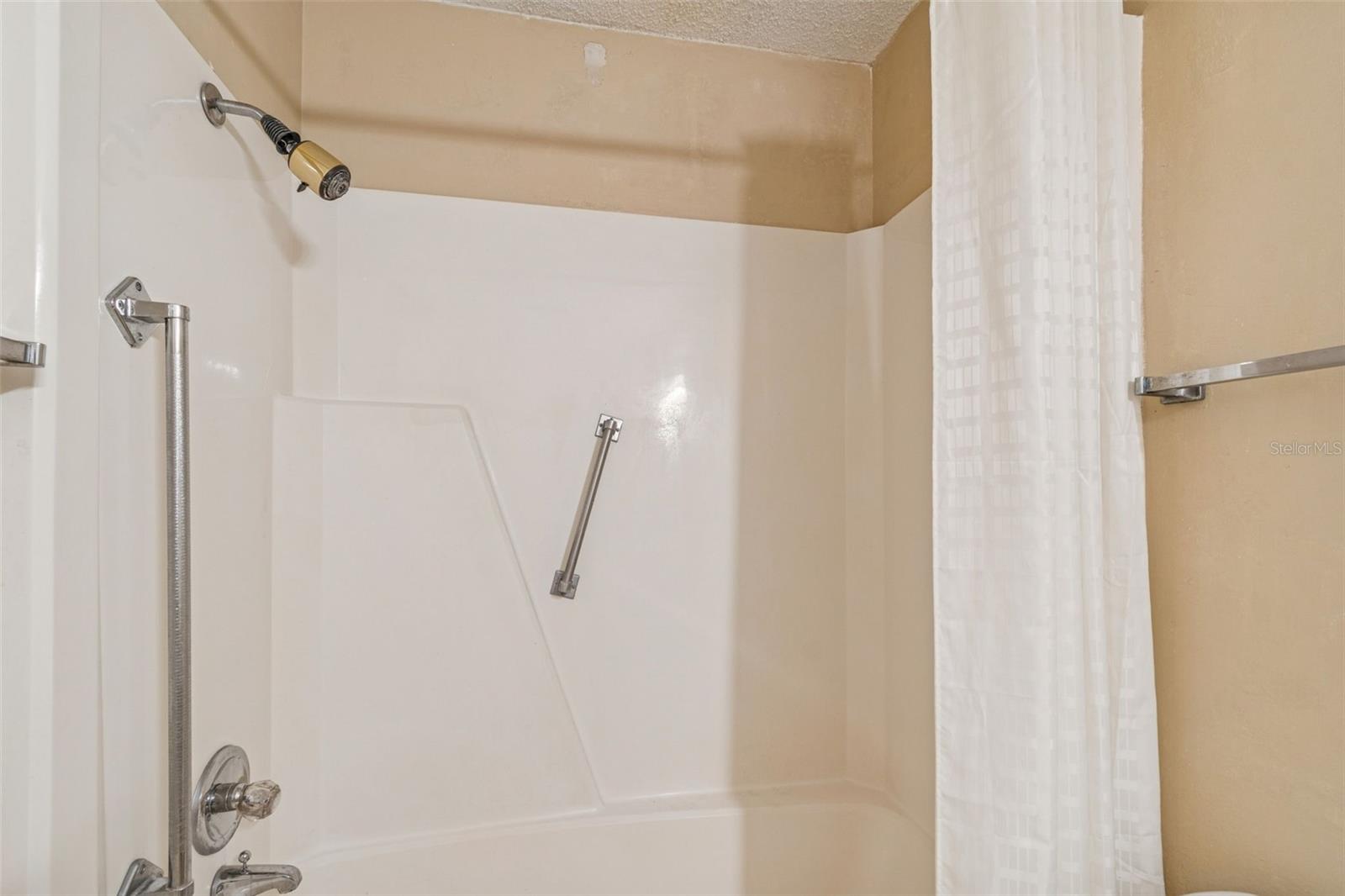 Image 26 of 65 For 5623 80th Street N 314