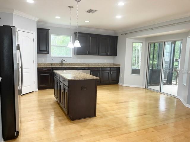 Image 14 of 49 For 7876 Tuscany Woods Drive