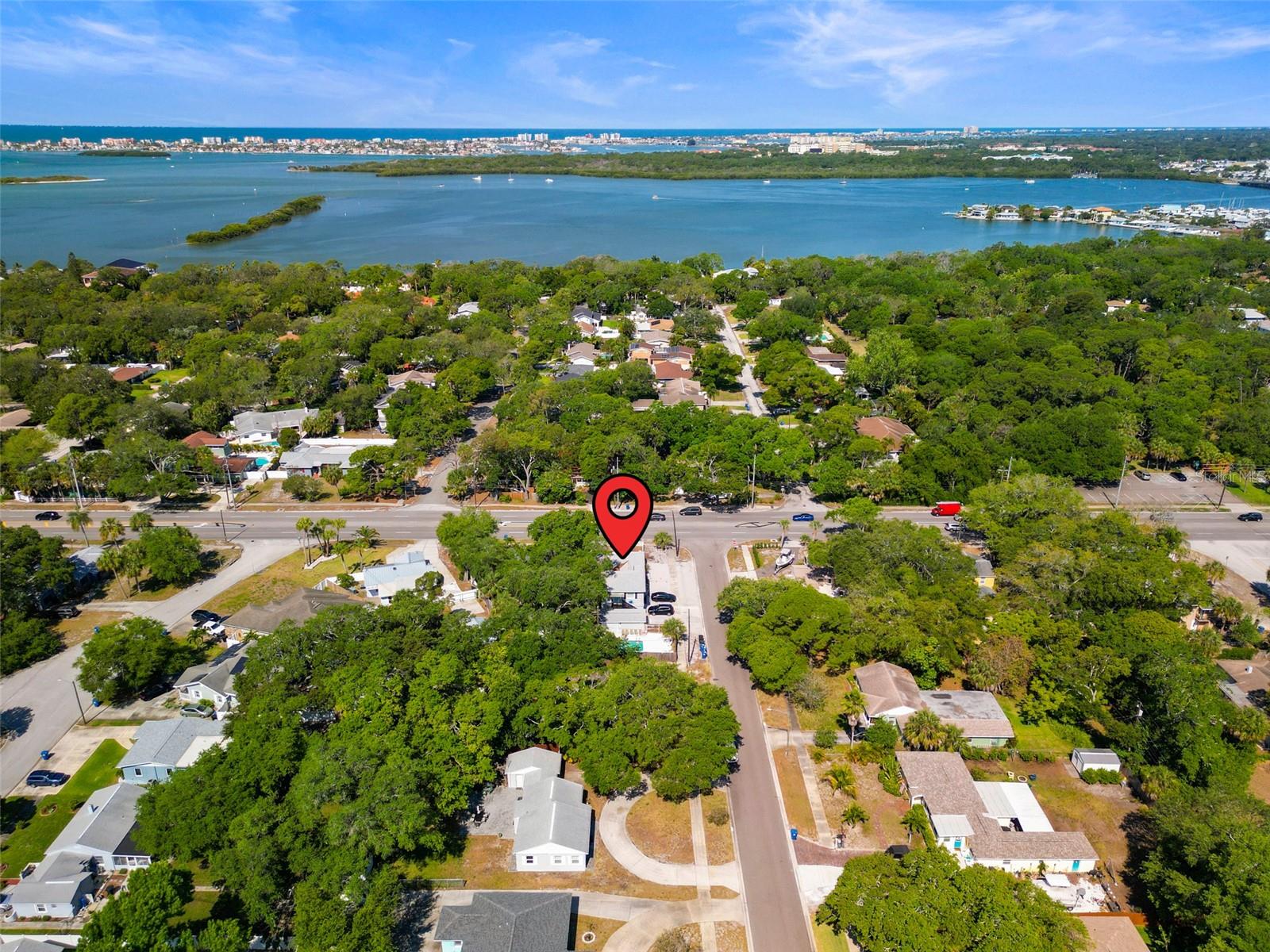 Image 3 of 72 For 3631 Park Street N