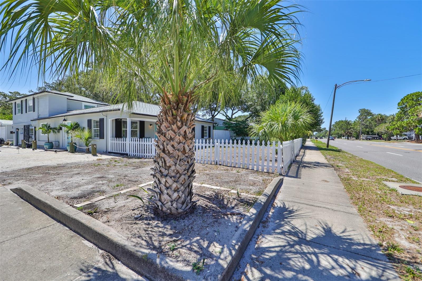 Image 30 of 72 For 3631 Park Street N