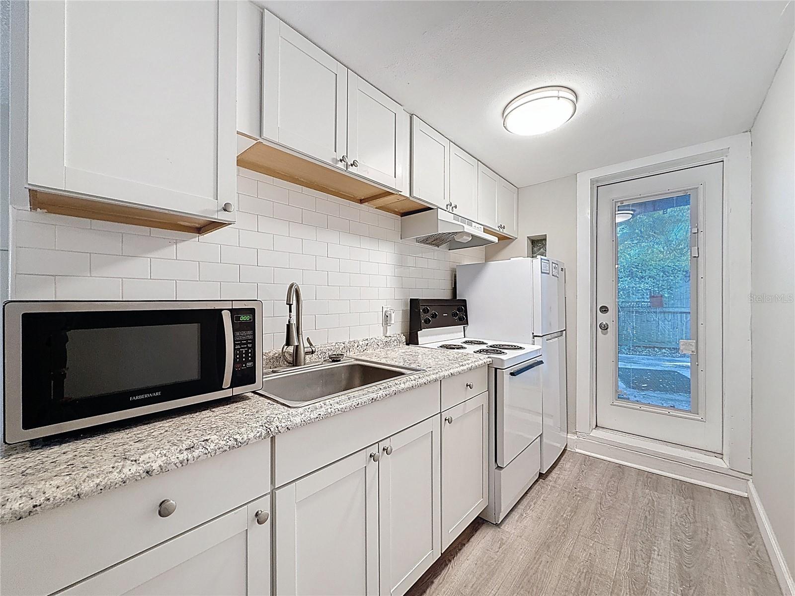 Image 35 of 72 For 3631 Park Street N