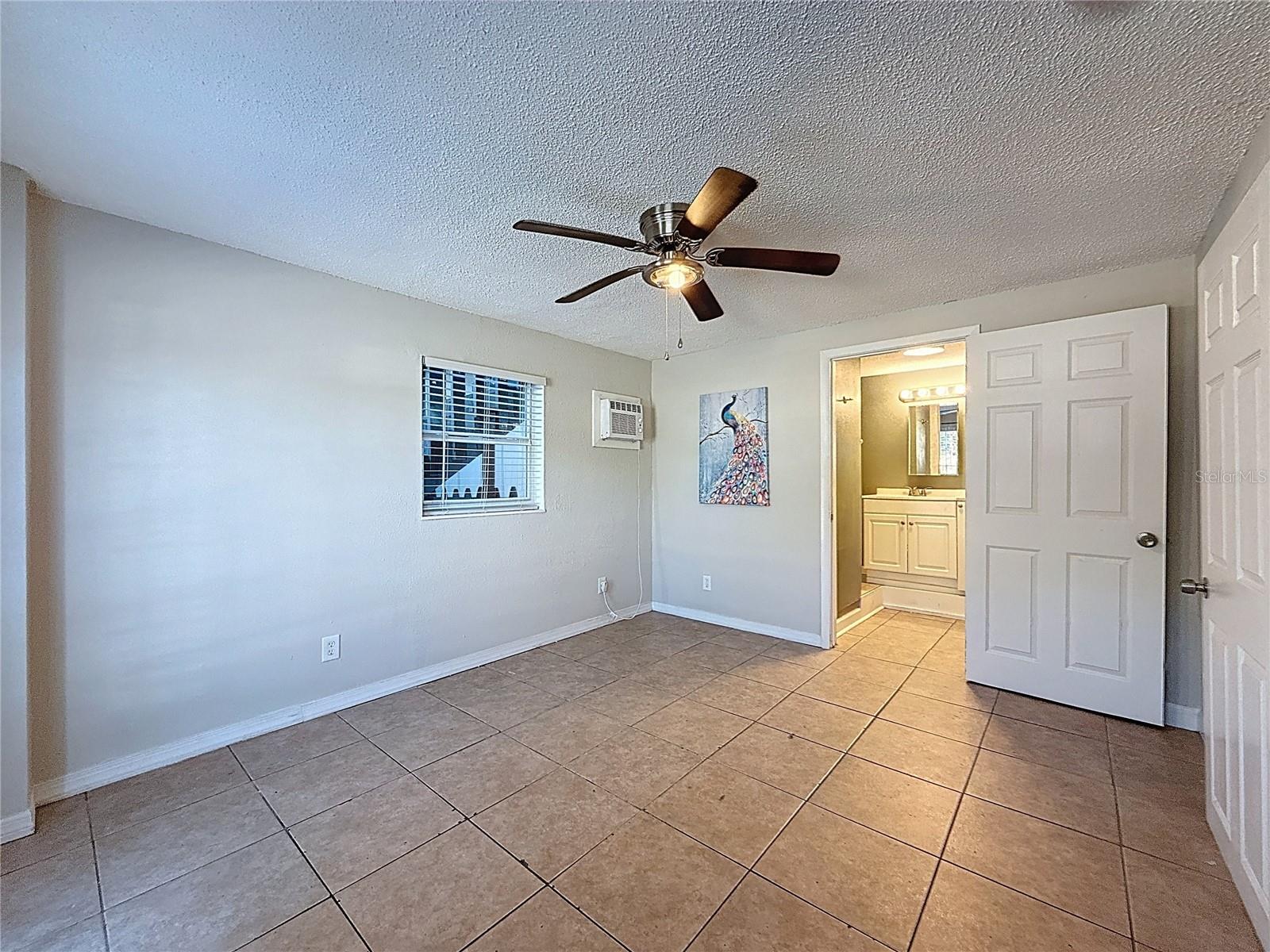 Image 42 of 72 For 3631 Park Street N