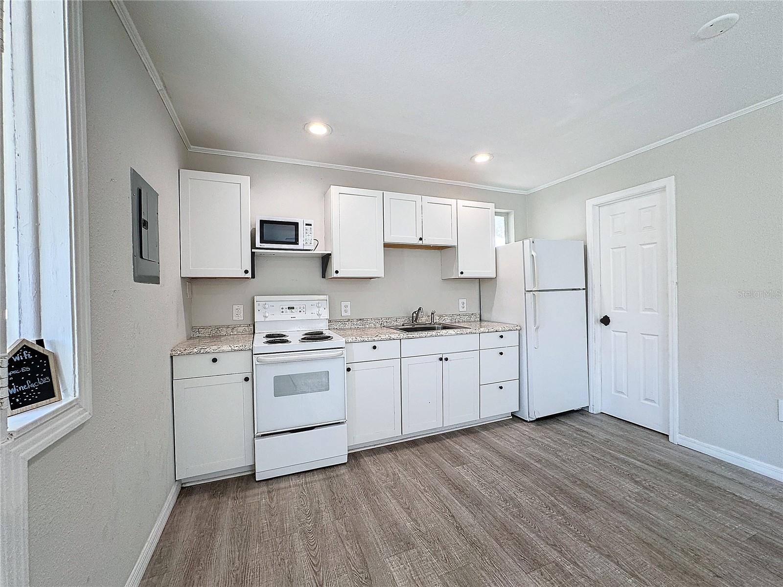 Image 50 of 72 For 3631 Park Street N