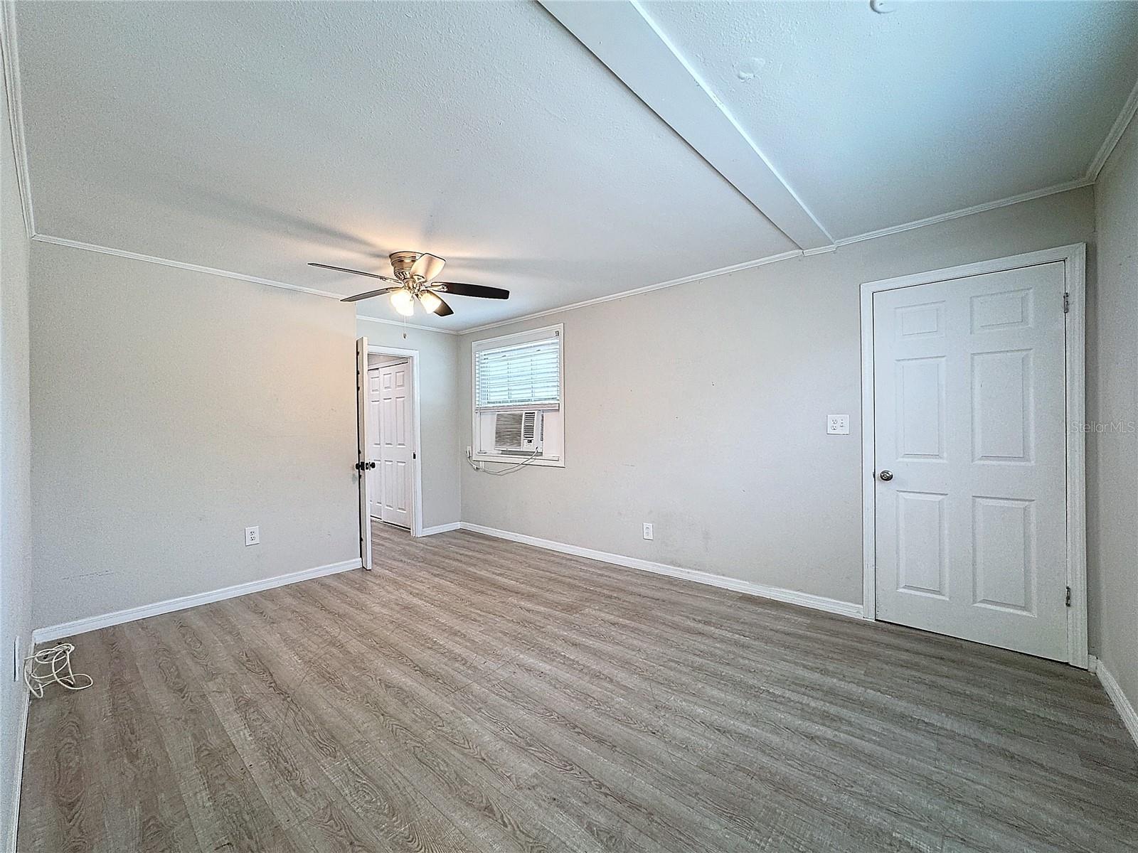 Image 55 of 72 For 3631 Park Street N