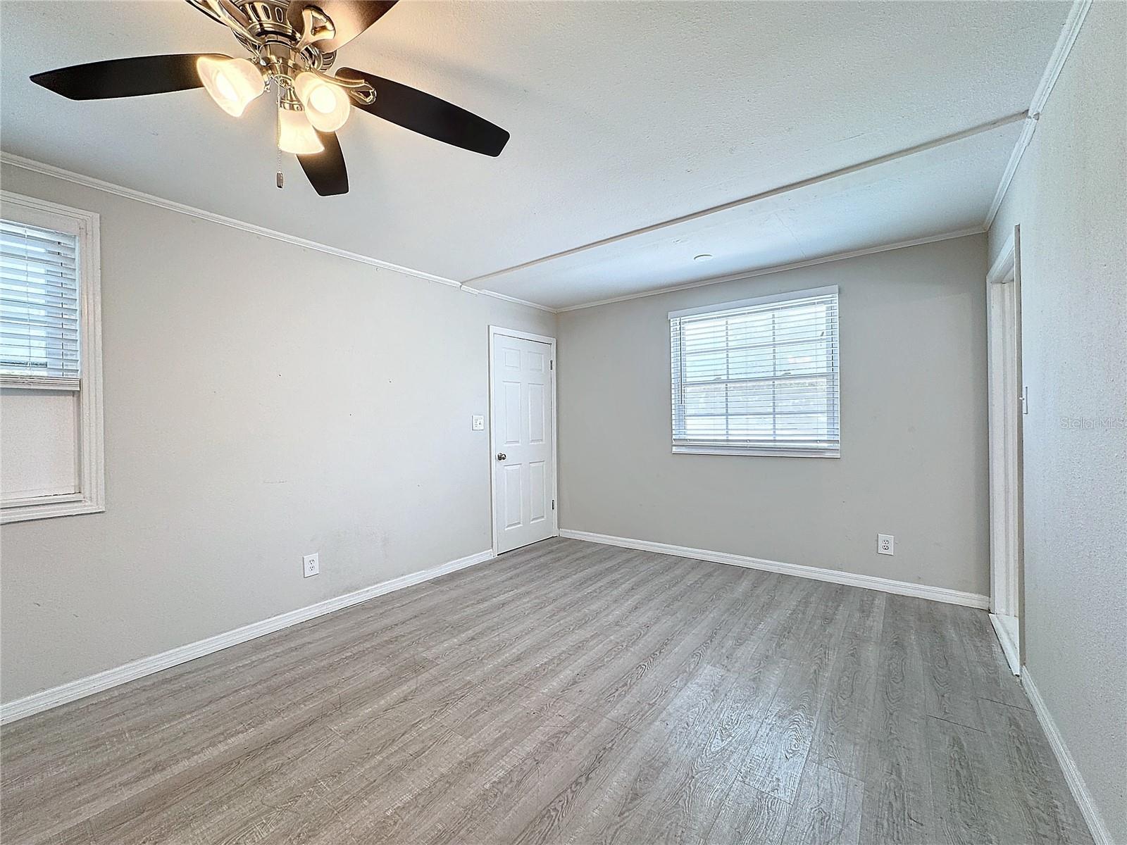 Image 58 of 72 For 3631 Park Street N