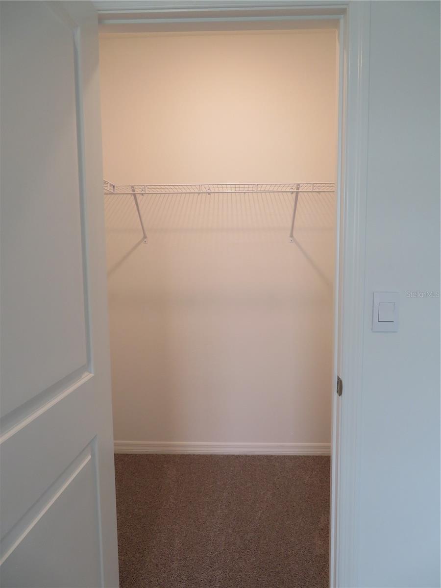 Image 17 of 24 For 17212 Bigleaf Mahogany Lane