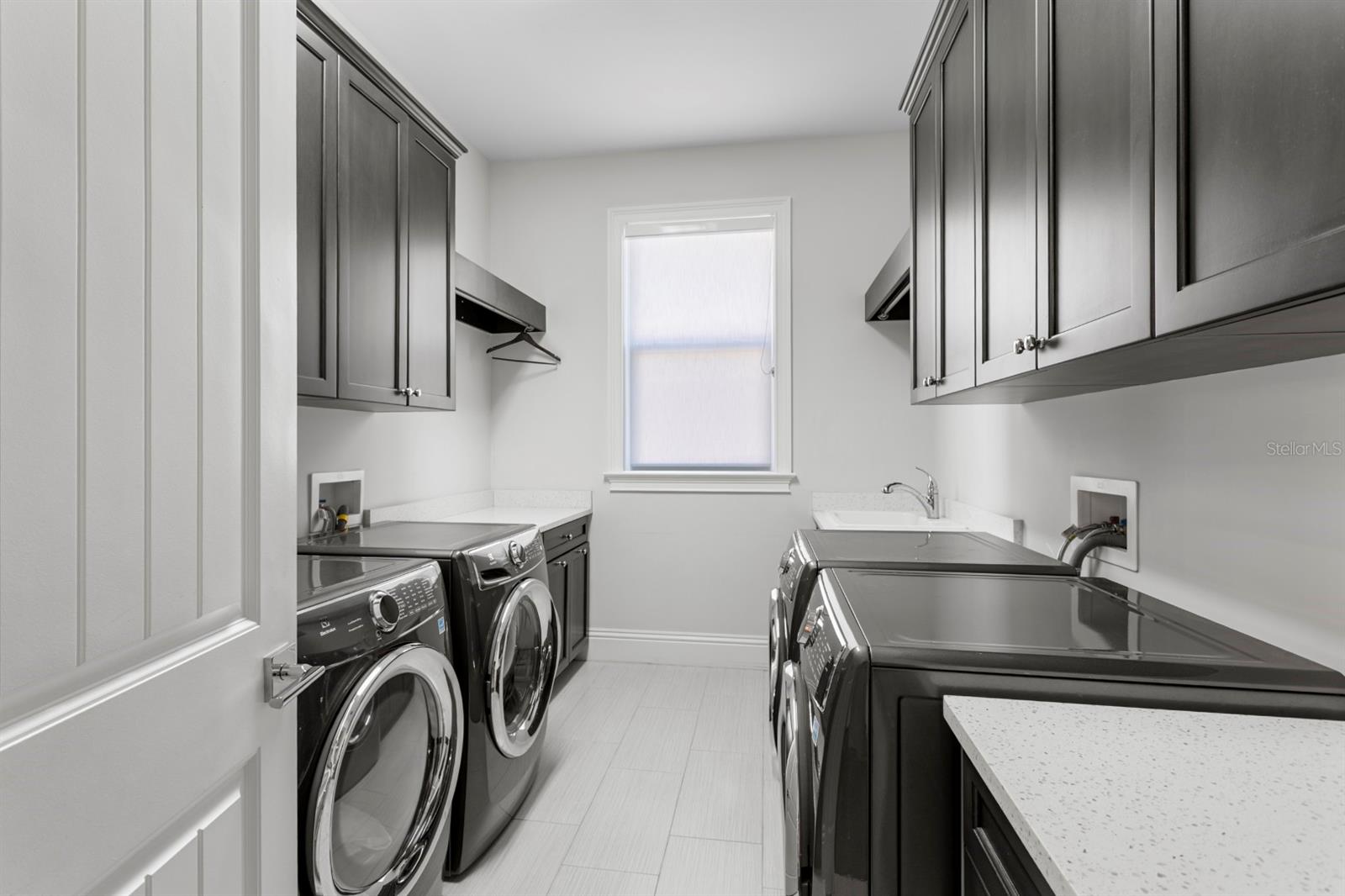 Image 35 of 49 For 2604 Bryant Circle