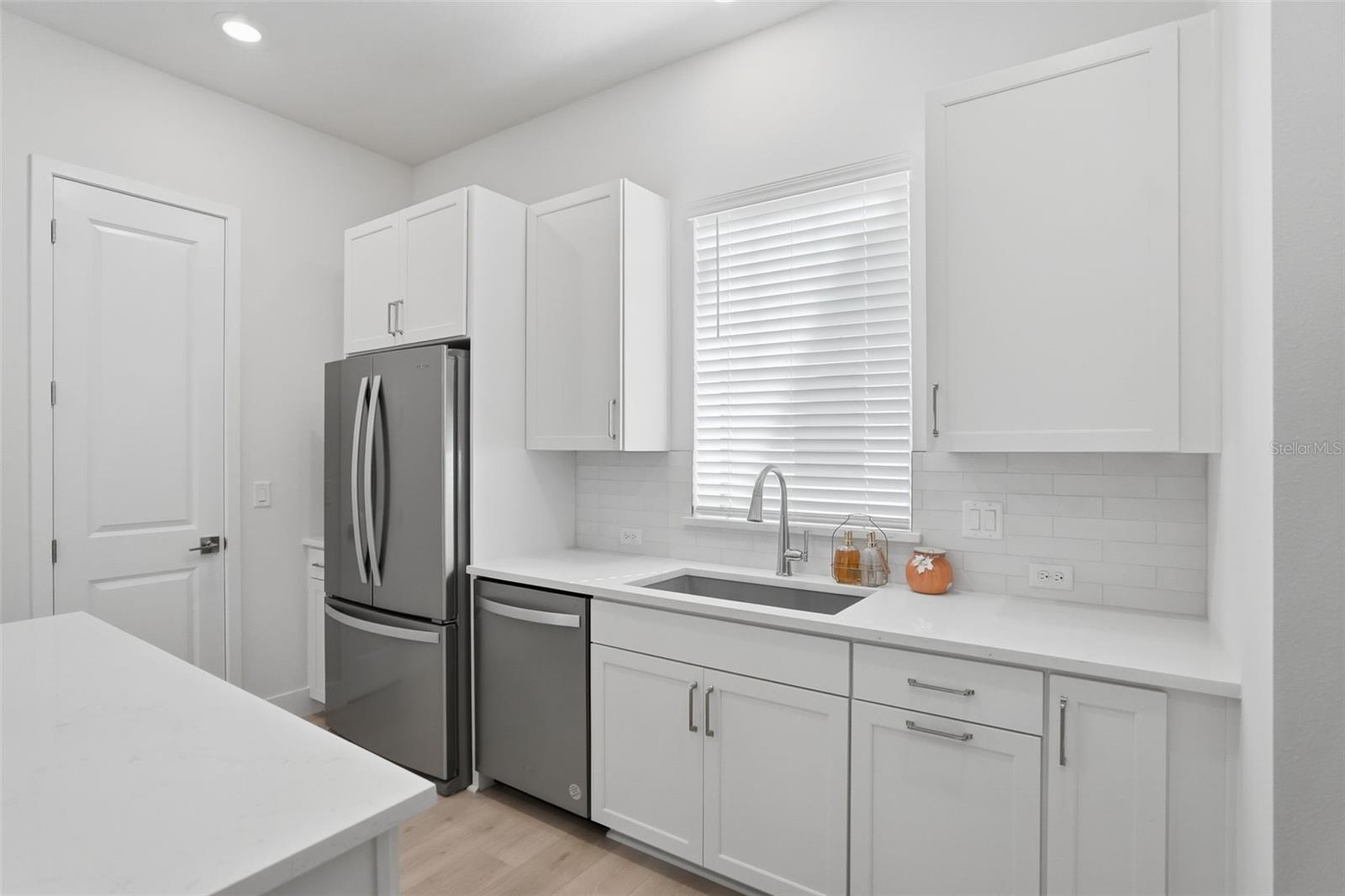 Image 12 of 30 For 2123 1st Avenue N