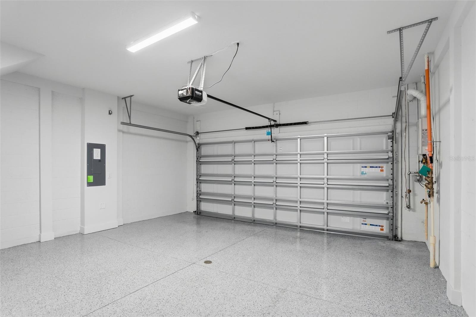 Image 7 of 30 For 2123 1st Avenue N