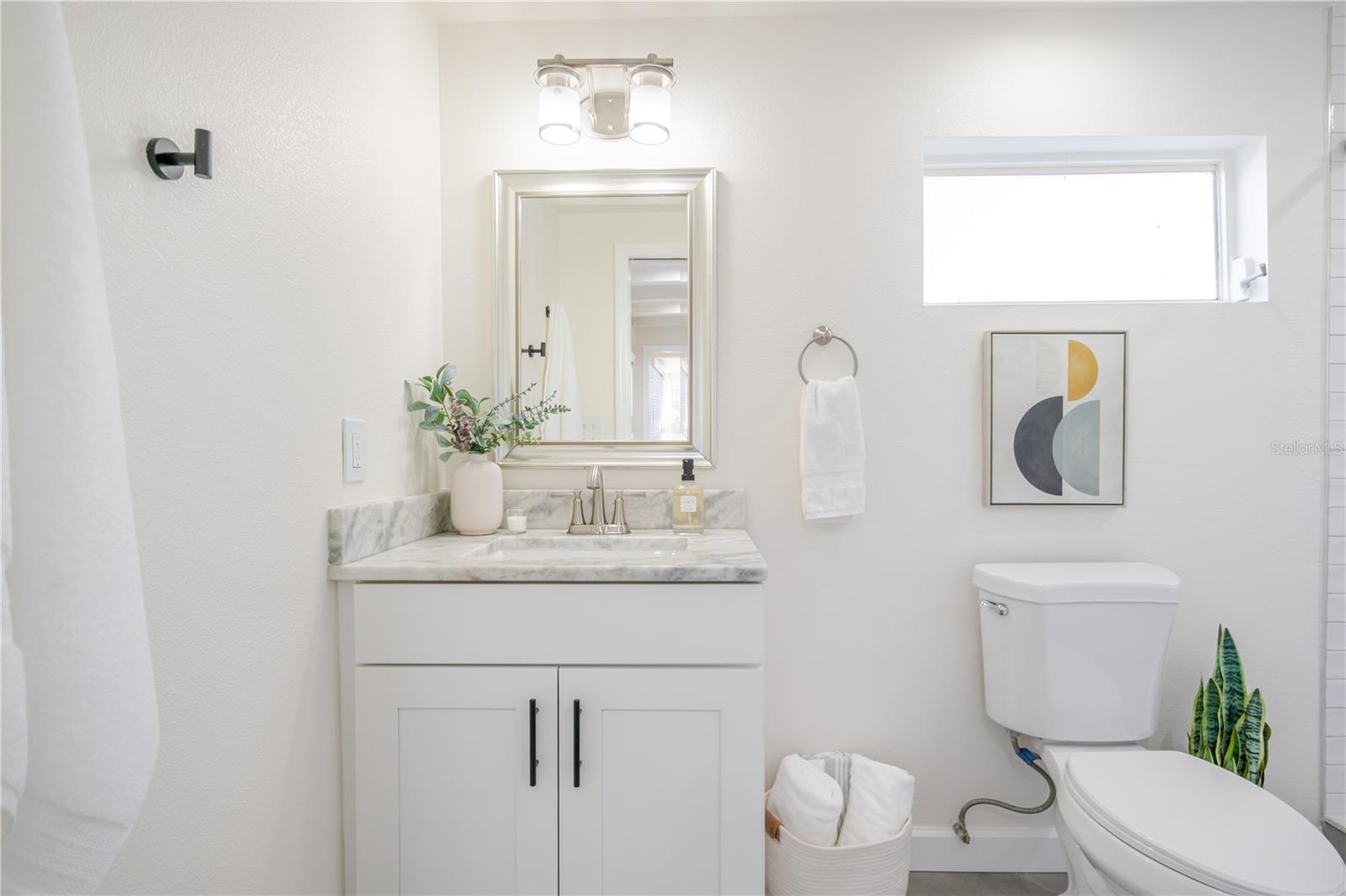 Image 23 of 49 For 5737 3rd Avenue N