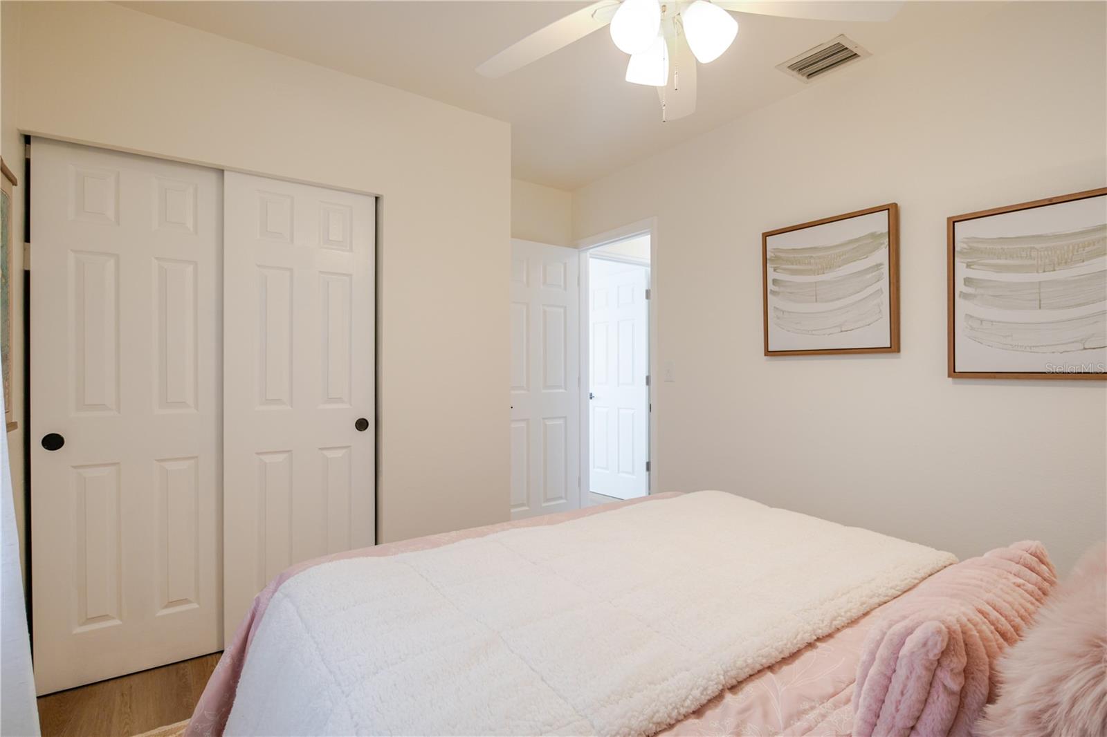 Image 32 of 49 For 5737 3rd Avenue N