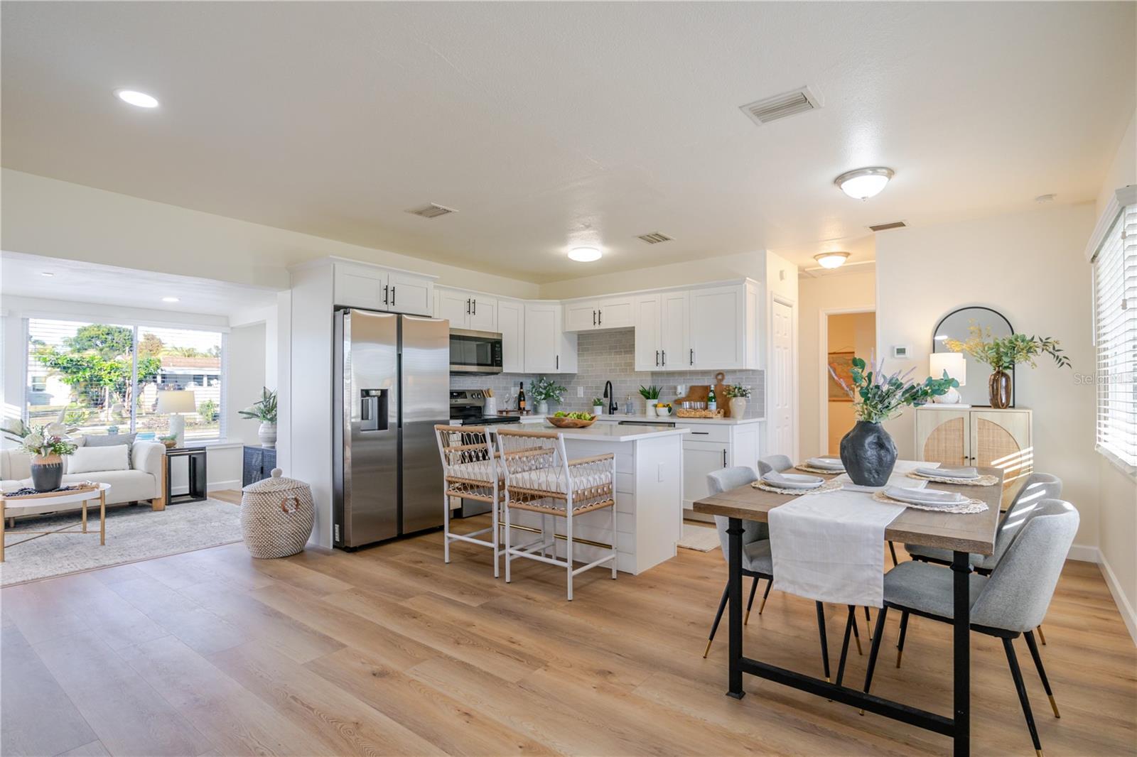 Image 4 of 49 For 5737 3rd Avenue N