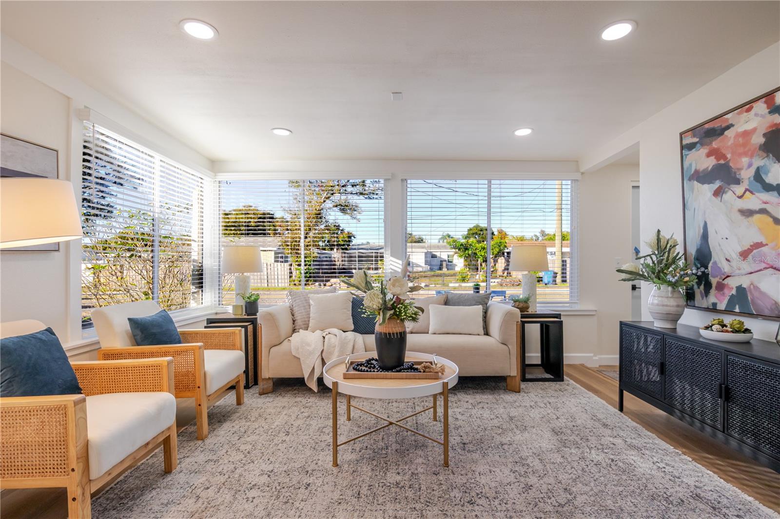 Image 7 of 49 For 5737 3rd Avenue N