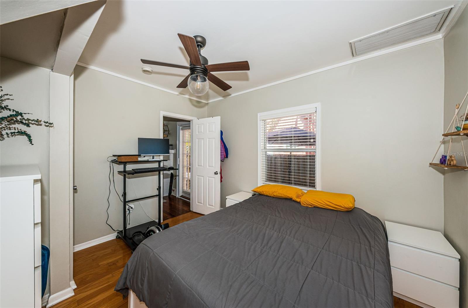 Image 13 of 45 For 1009 8th Street N