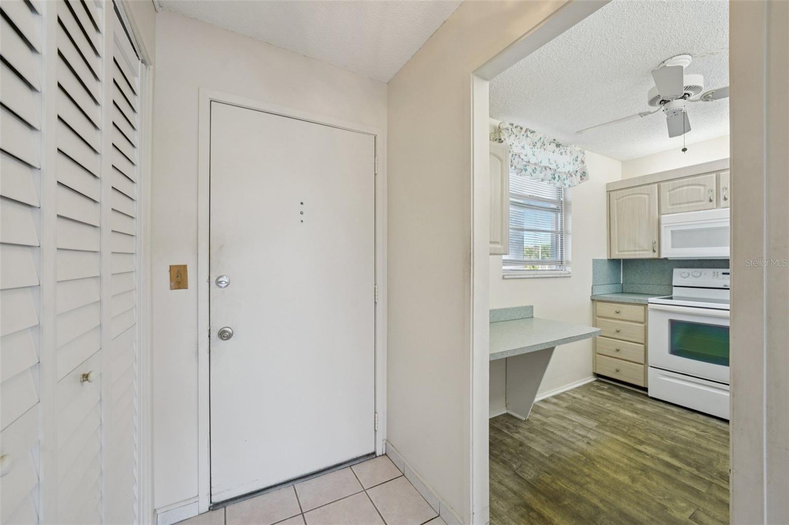 Image 10 of 59 For 7425 Bay Island Drive S 203