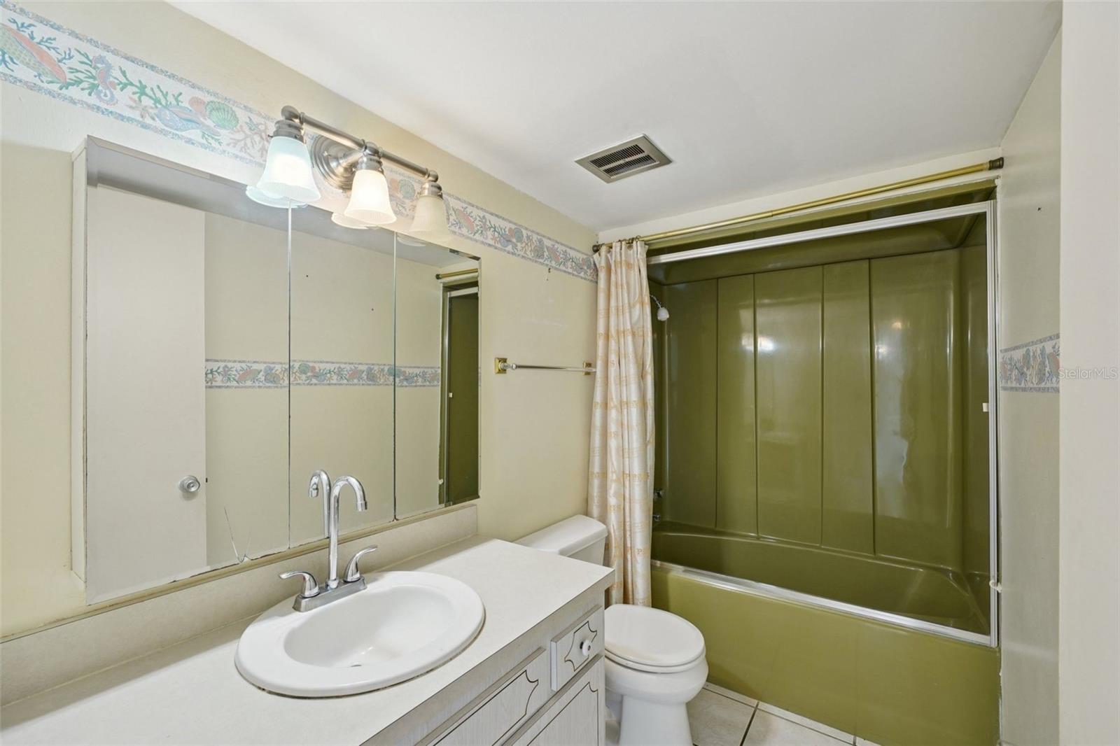 Image 27 of 59 For 7425 Bay Island Drive S 203