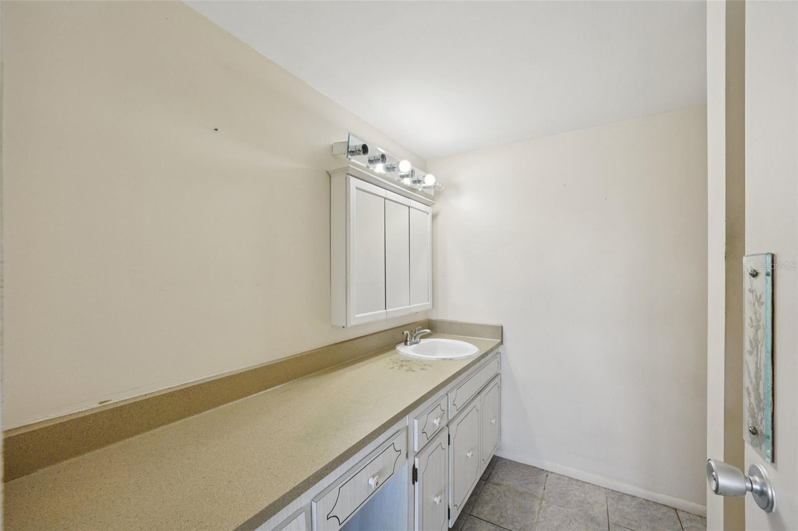 Image 33 of 59 For 7425 Bay Island Drive S 203