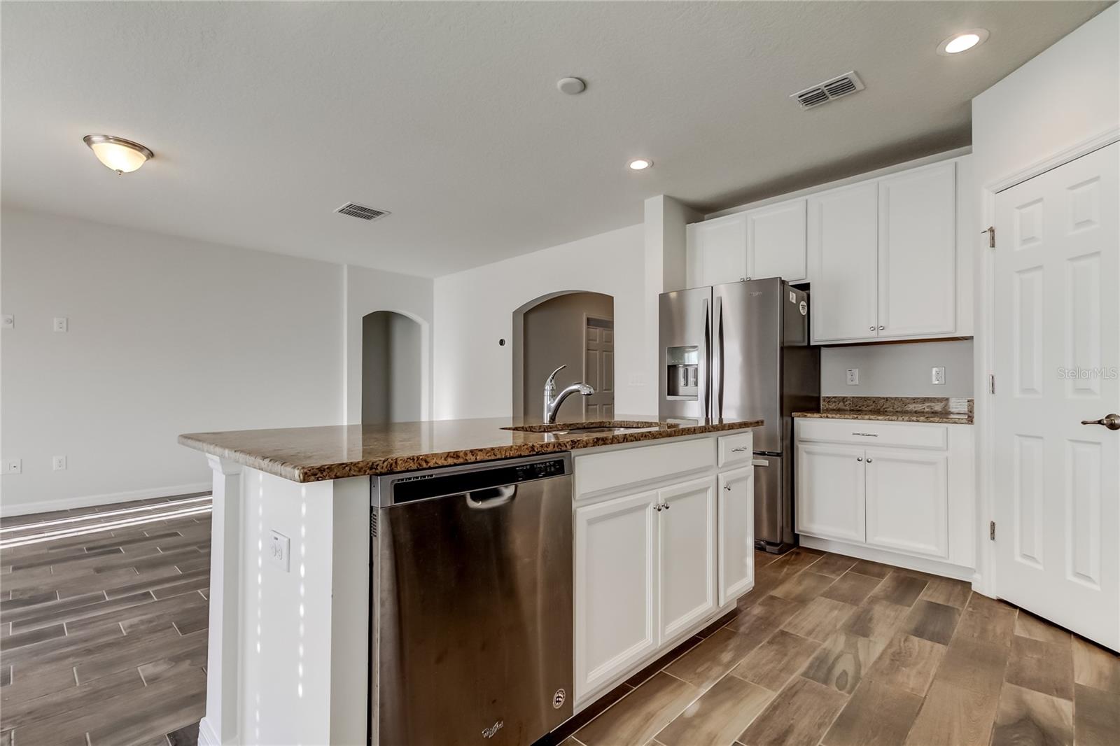 Image 10 of 26 For 5050 Suncatcher Drive