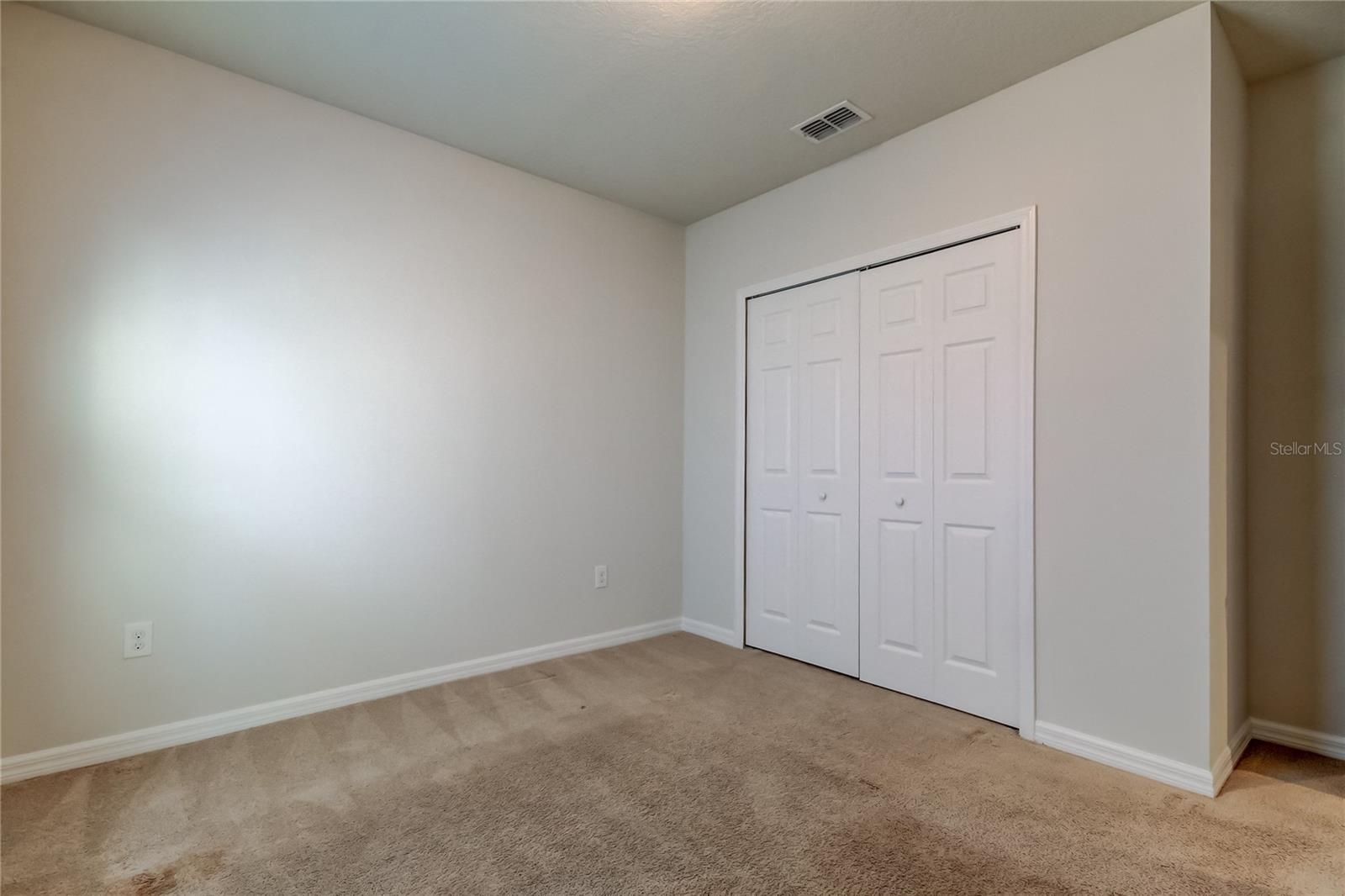 Image 13 of 26 For 5050 Suncatcher Drive