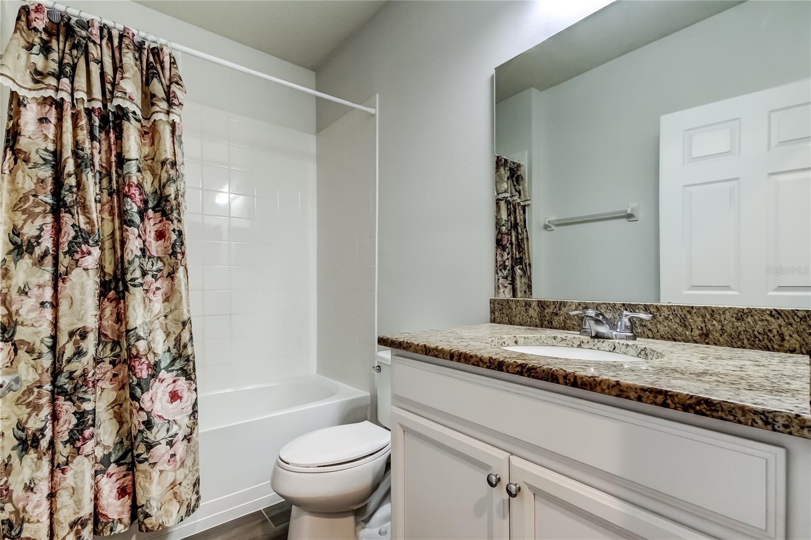 Image 14 of 26 For 5050 Suncatcher Drive