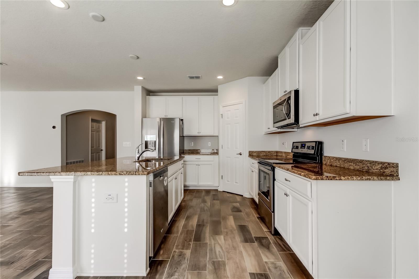 Image 5 of 26 For 5050 Suncatcher Drive