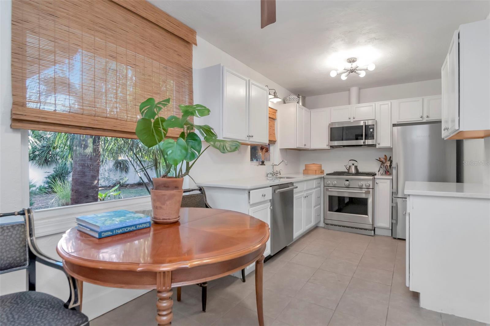 Image 13 of 32 For 6208 Jones Road