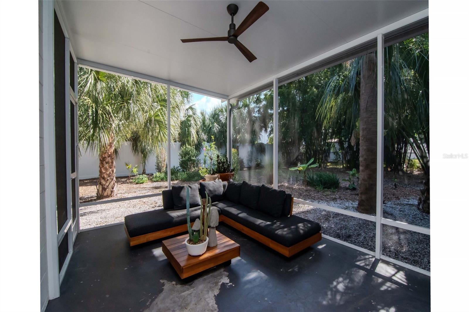 Image 24 of 32 For 6208 Jones Road