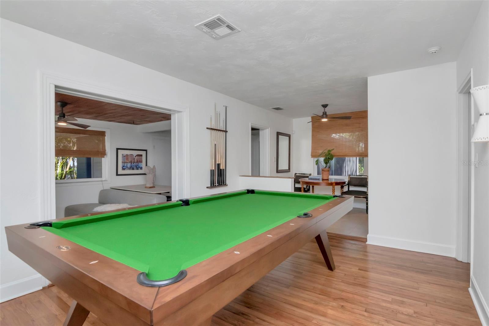 Image 4 of 32 For 6208 Jones Road