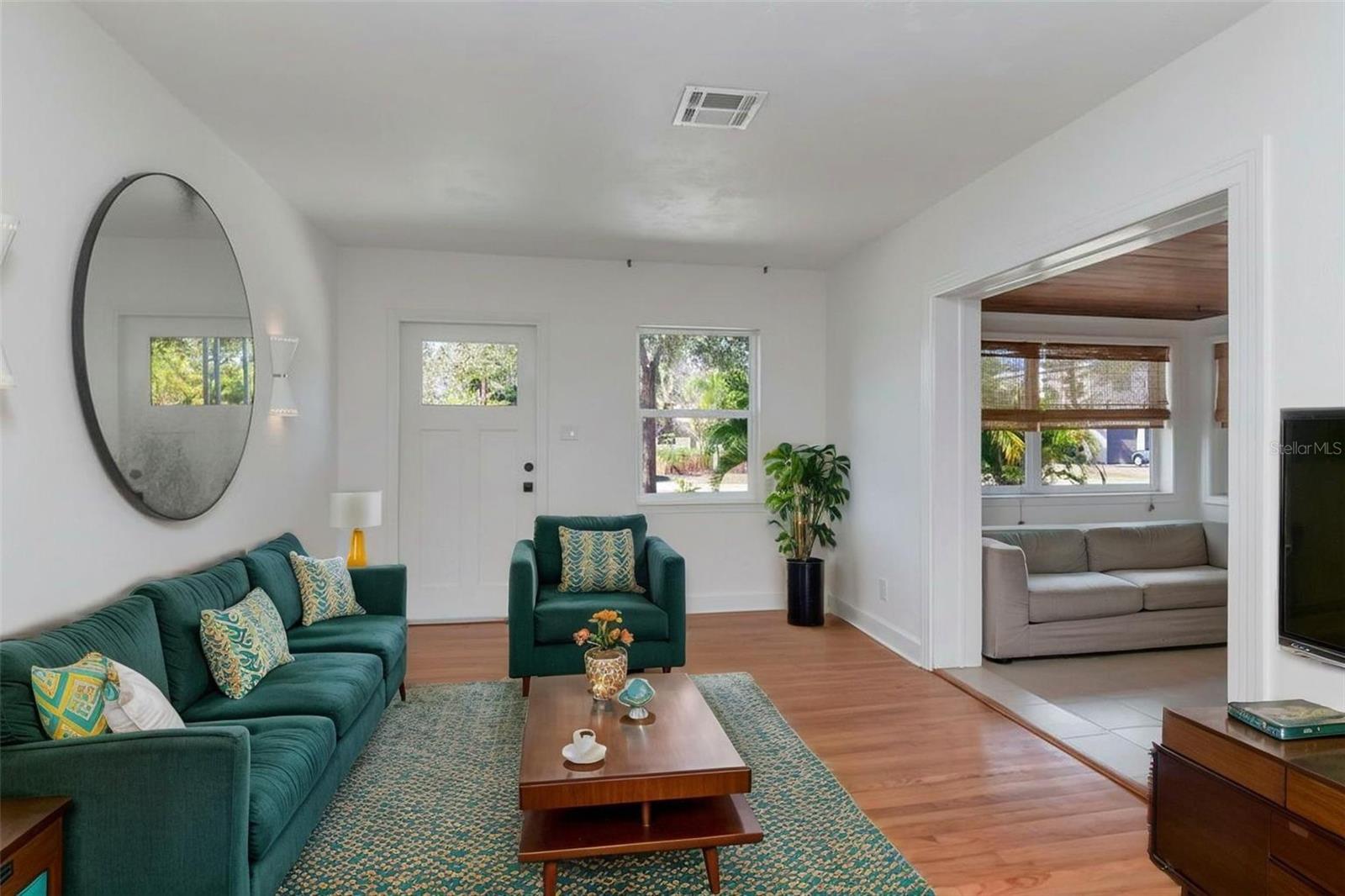 Image 5 of 32 For 6208 Jones Road