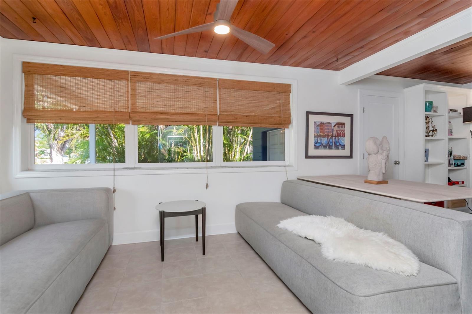 Image 8 of 32 For 6208 Jones Road