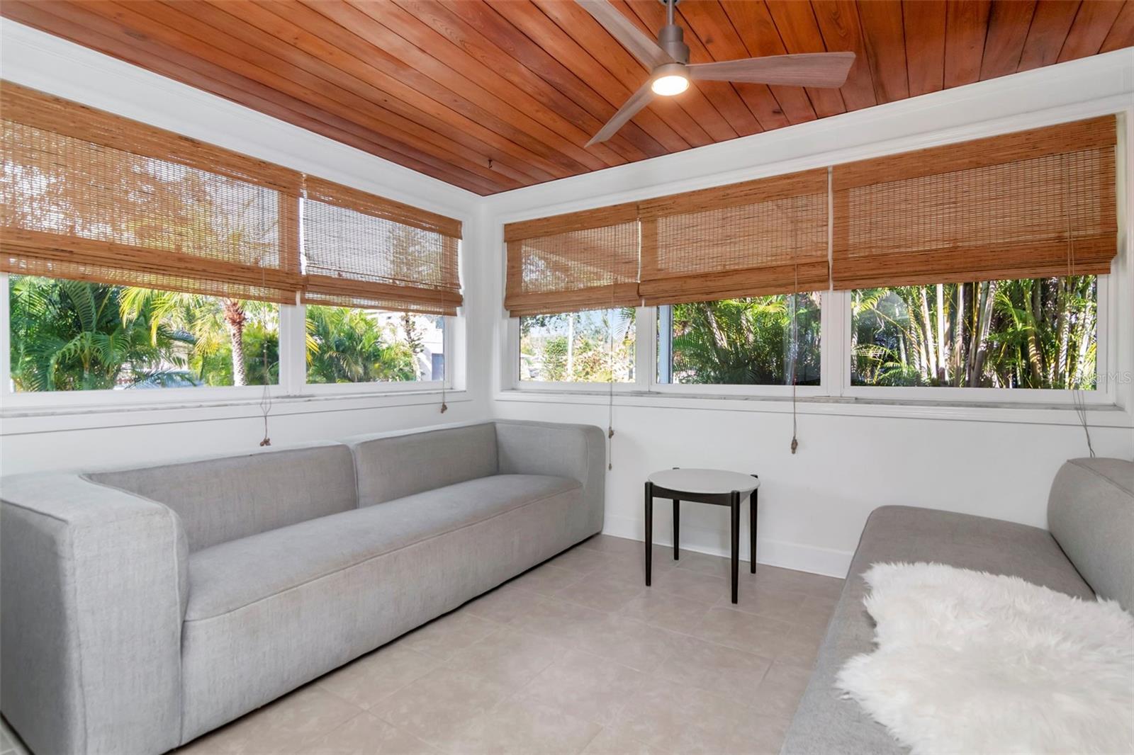 Image 9 of 32 For 6208 Jones Road