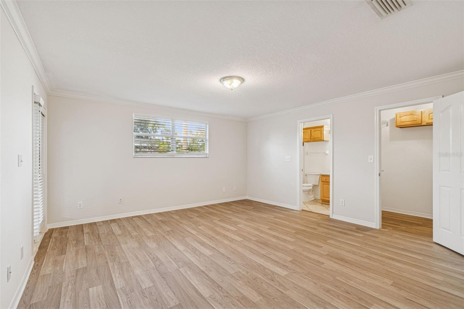 Image 20 of 57 For 2515 Leroy Street